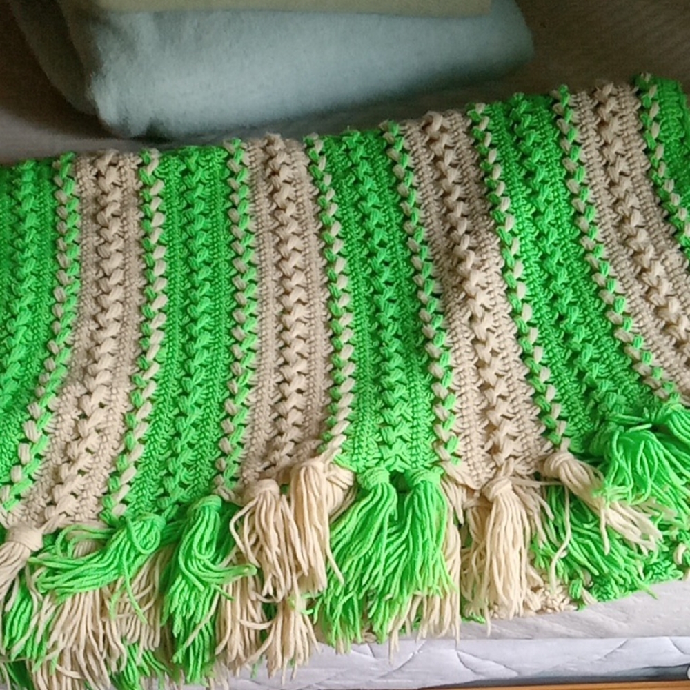 Vintage Handmade Green and Tan Knitted Throw Blanket Handmade